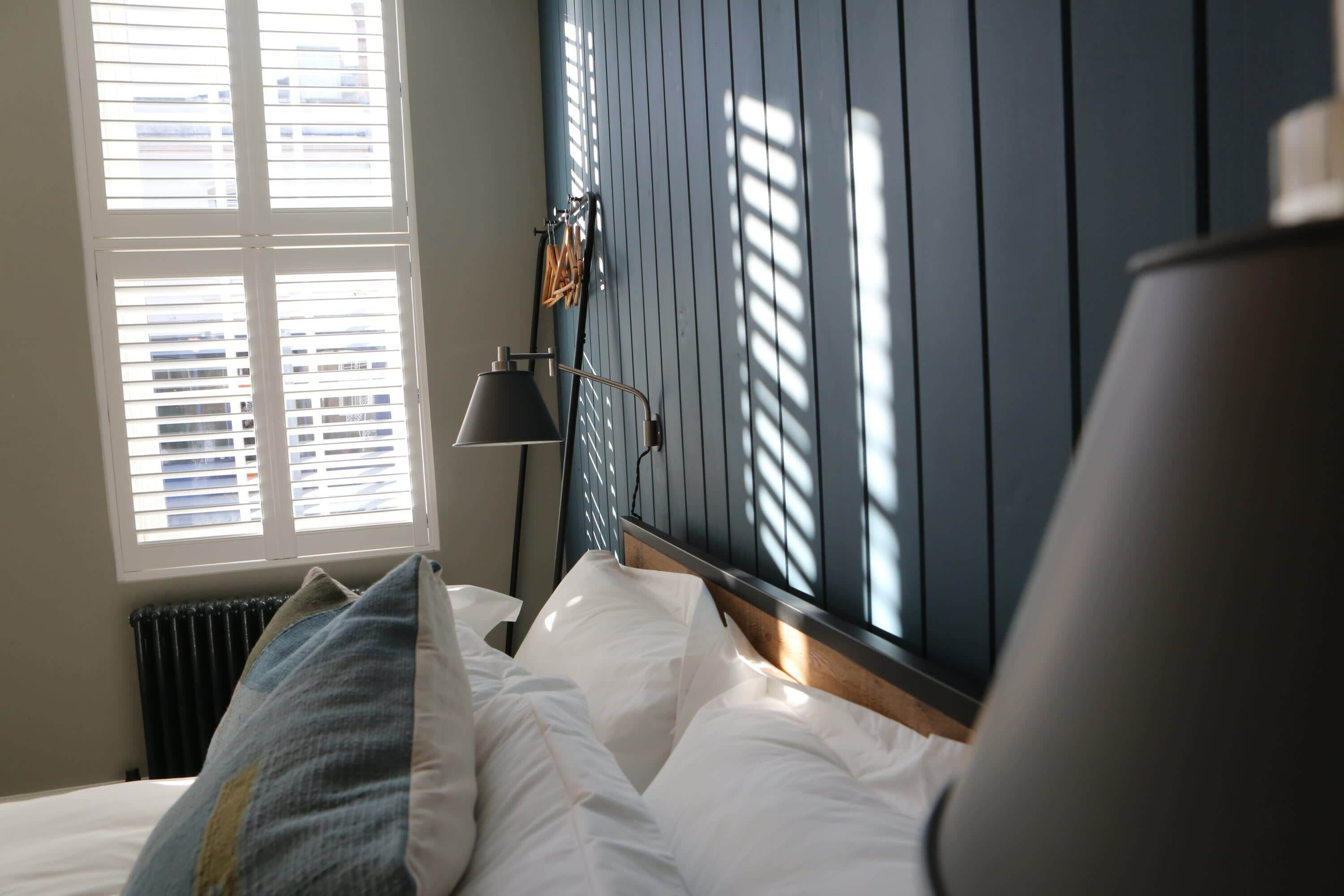 1 chambre, fer et planche à repasser, accès Internet, draps fournis