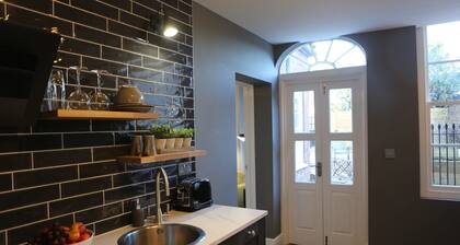 Old Rectifying House Superior Apartment