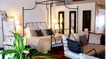 1 slaapkamer, een strijkplank/strijkijzer, wifi, beddengoed