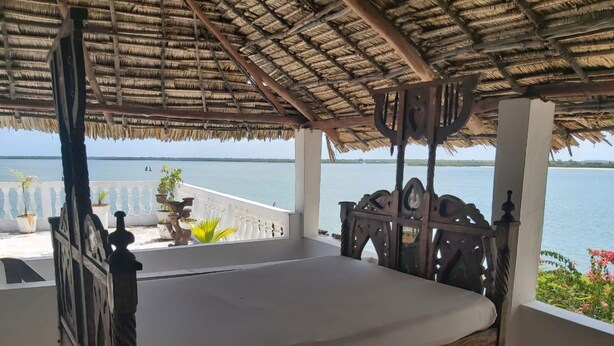 Room, Terrace | Bed sheets