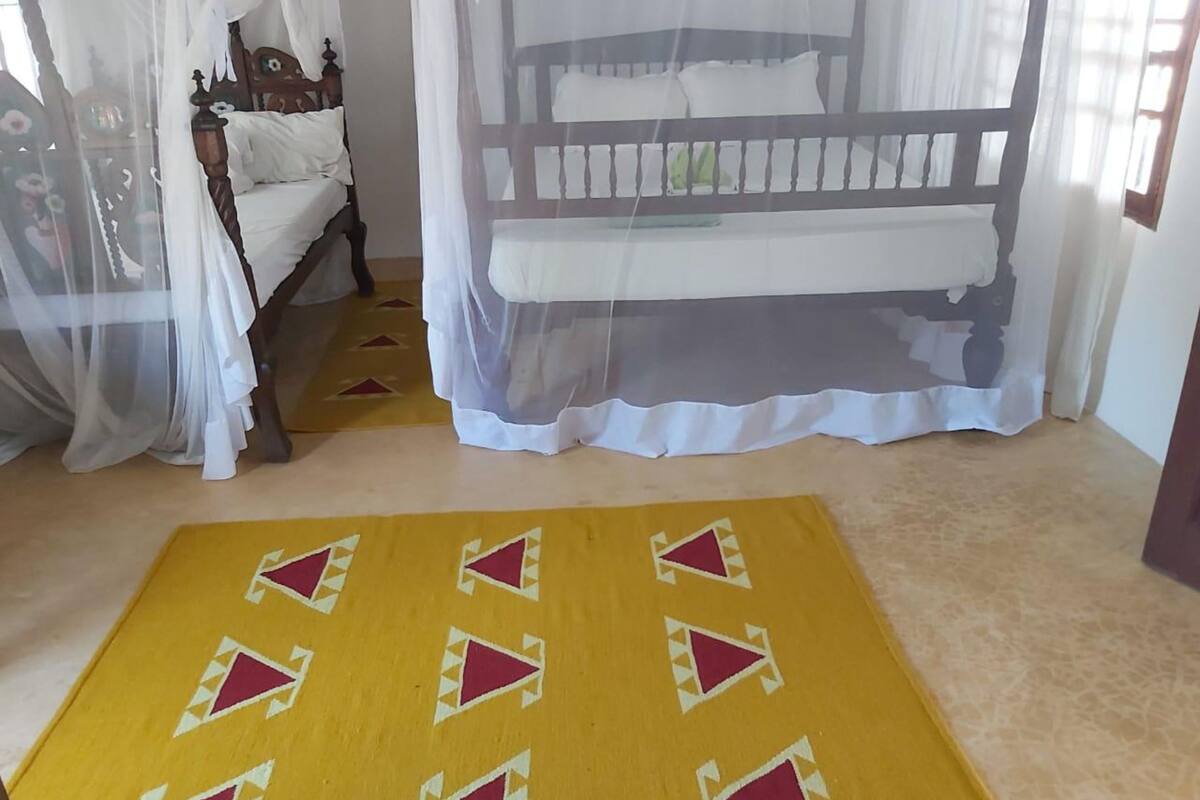 Room, Garden View | Bed sheets