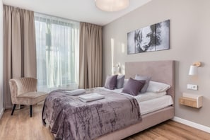 2 chambres, fer et planche à repasser, Wi-Fi, draps fournis
