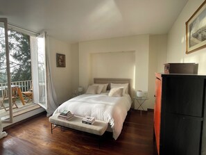 3 soverom, skrivebord, strykejern/-brett og wi-fi (inkludert)