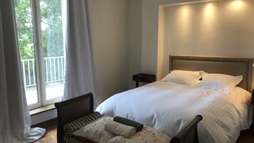 3 chambres, bureau, fer et planche à repasser, Wi-Fi gratuit