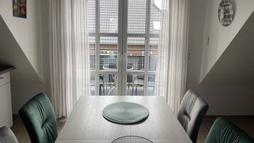 Dineren