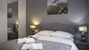 Comfort Apartment | 1 bedroom, iron/ironing board, free WiFi, bed sheets