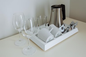 Kaffe og/eller kaffemaskine