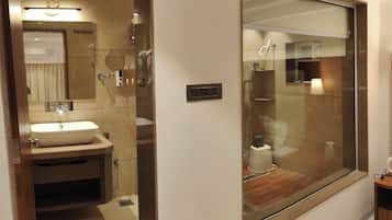 VIP 3 BED (A/C) | Bathroom | Shower, rainfall showerhead, free toiletries, towels
