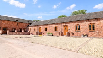 Cottage | Front of property