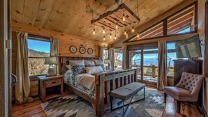 3 habitaciones, decoración personalizada y muebles diferentes 