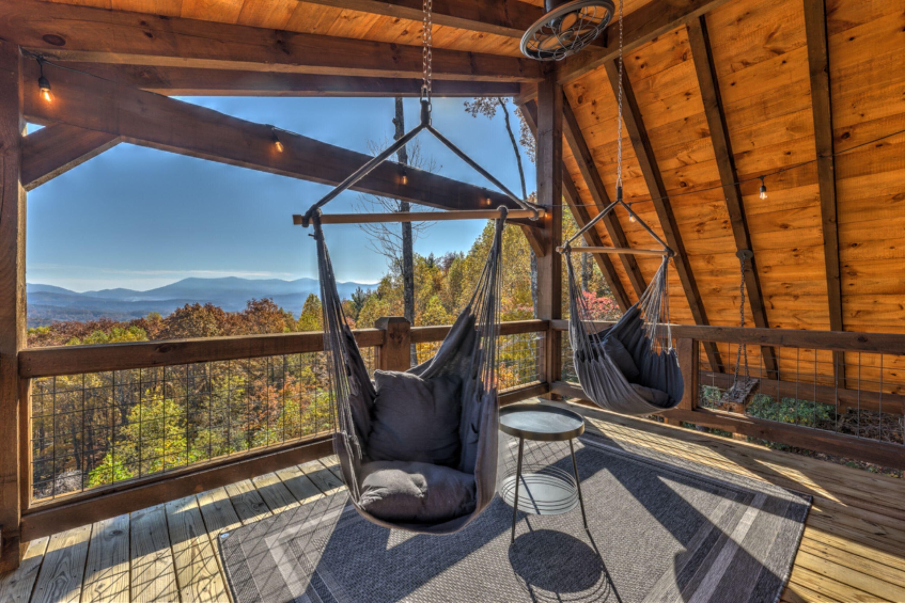 House, 3 Bedrooms, Mountain View | Balcony