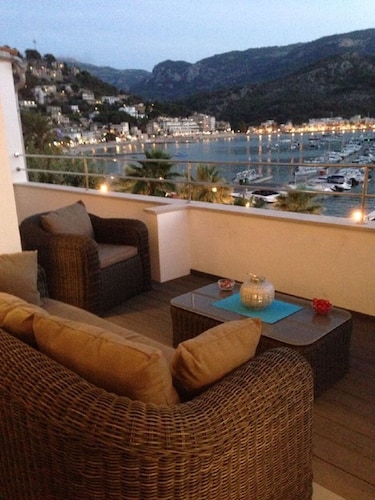 Spacious apartment with large terrace and summer kitchen