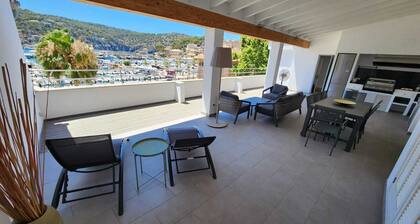 Spacious apartment with large terrace and summer kitchen
