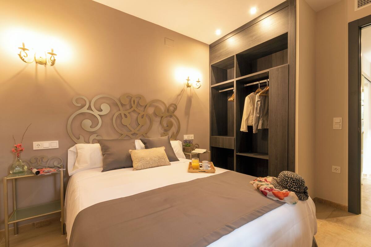 1 dormitorio, ropa de cama de alta calidad, edredones de plumas