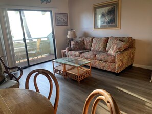 Smart TV, books - Shores of Maui #223 Great Ocean View! Near Cove Beach a Fun place to Surf! (Kihei)