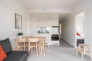 Standard Apartment, 3 Bedrooms | In-room dining - Hiisi Homes Turku Elin Sagerin kuja (Turku)
