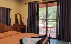 1 bedroom, free WiFi, bed sheets