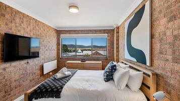 2 habitaciones, tabla de planchar con plancha, wifi y ropa de cama