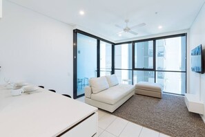 TV, Netflix, streaming services, offices