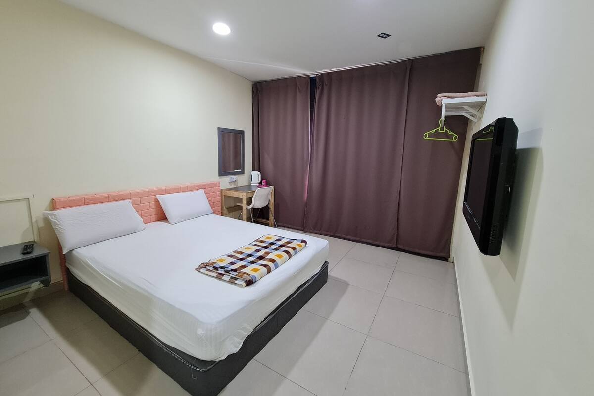 Habitación doble Deluxe, 1 cama Queen size | Wifi gratis y ropa de cama