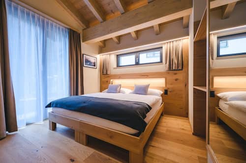 Gallery-Doppel- oder -Zweibettzimmer