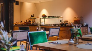 Tägliches inbegriffenes Frühstücksbuffet