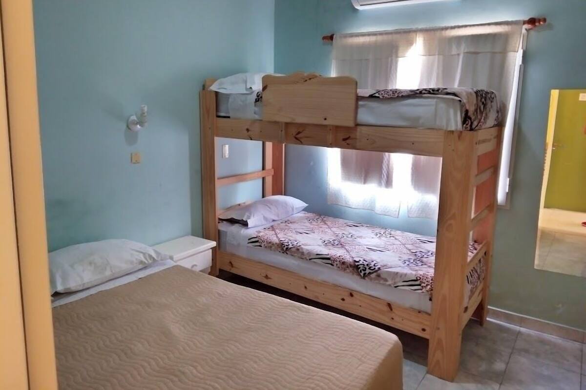 Family Quadruple Room | Free WiFi, bed sheets