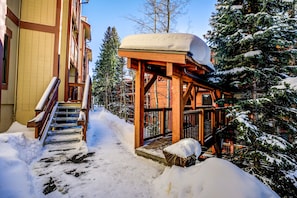 Exterior - Tannenbaum By The River Condo: Walk To Town, Slopes (Breckenridge)