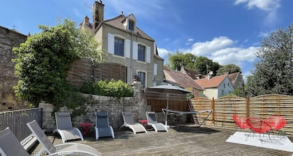 Apartment historic center MONTBARD - 1 bedroom "Chez Delphine et Guillaume" France