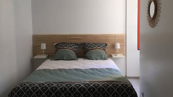 1 Schlafzimmer, Bügeleisen/Bügelbrett, Reisekinderbett, kostenloses WLAN