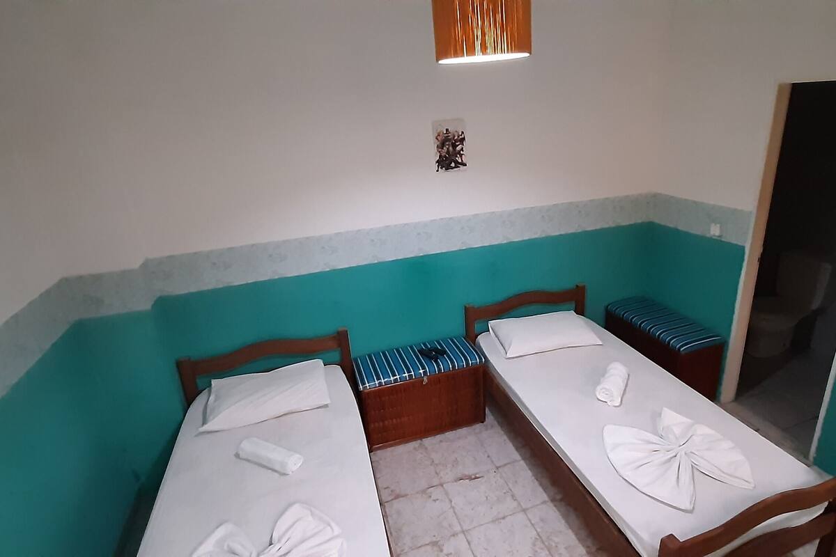 Free WiFi, bed sheets