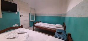 Free WiFi, bed sheets