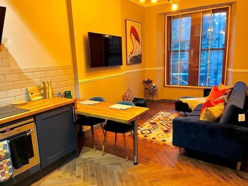 Stunning 1 bed Apt in West End