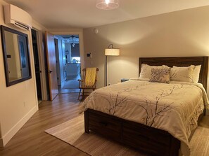 2 soverom, strykejern/-brett, wi-fi og sengetøy