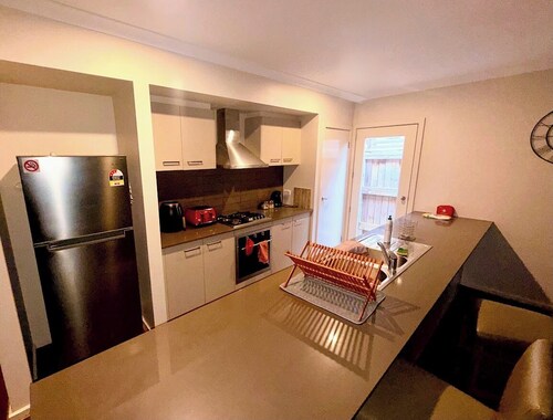 4 Bedroom beautiful bungalow in Williams Landing