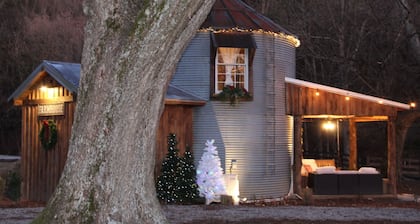 The Farmhouse Grain Bin at Goose Creek Farm in Cornersville TN
