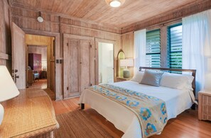 4 bedrooms, iron/ironing board, travel crib, free WiFi
