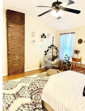 2 bedrooms, in-room safe, iron/ironing board, free WiFi - Modern ✌🏾Bedroom House in the ❤️ of Shadyside (Pittsburgh)