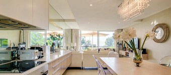 Elegant Apartment at the Waterclub (Amani Views)