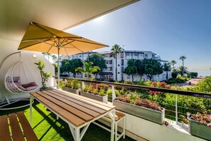 Property grounds - Elegant Apartment at the Waterclub (Amani Views) (Cape Town)