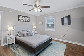 4 Schlafzimmer, Bügeleisen/Bügelbrett, WLAN, Bettwäsche