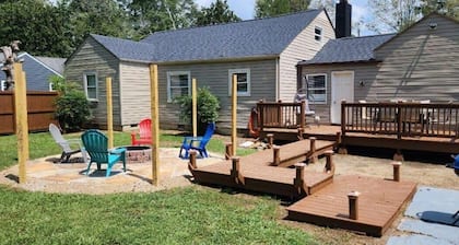 Creek Valley House: cozy, quiet, & peaceful!