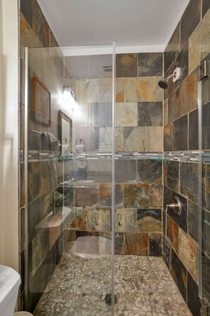 Bathtub, hair dryer, towels