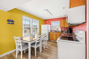 Fridge, microwave, oven, stovetop - Steps to Beach-3rd Floor-Near Convention Center (Ocean City)