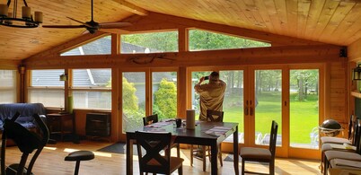 One bedroom Lakefront first floor private area in main house