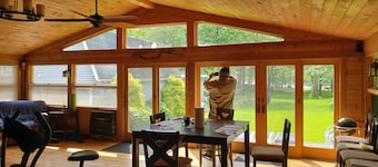 One bedroom Lakefront first floor private area in main house