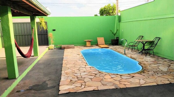 Pool - Building in the city of waterfalls!!! (BROTAS)