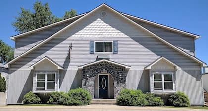 The Inn of Lake George