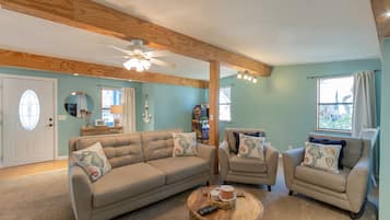 TV connectée, jeux vidéo, lecteur de DVD, livres