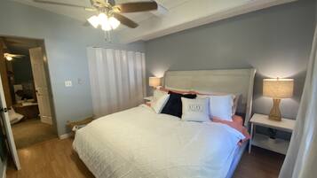 2 bedrooms, desk, iron/ironing board, travel cot